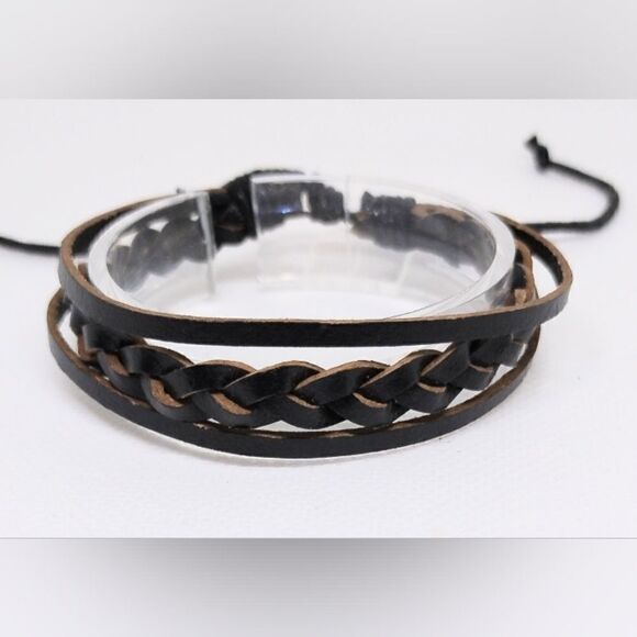 None Other - Men's bracelet leather braided layered brown new e7